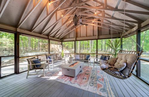 The Woods House | Modern Cabin w/Hot Tub & Fire Pit!