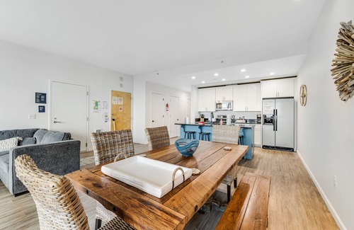 Rockaway Beach House | Modern Condo on the Beach with Spectacular Views
