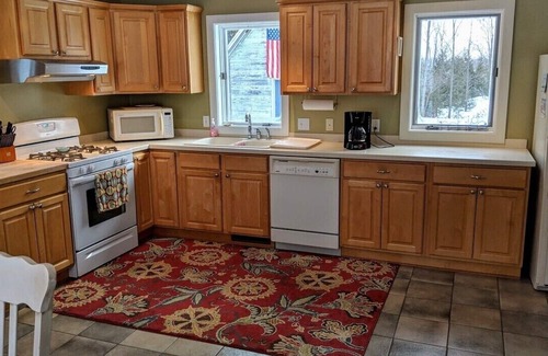 Fish Creek House | Modernized Classic Log Home Close to Shopping and Sunset Walks
