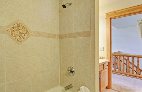 Estes Park Condo | Mount Acoma 38 - 2 Br Condo with Marys Lake and Mountain Views!