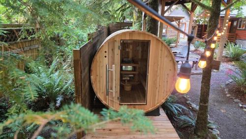 Verlot House | Mt Pilchuck River Cabin