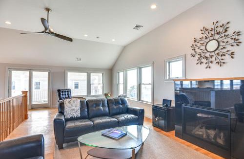 Narragansett House | Narragansett Home with Scenic Views Walk to Beach!