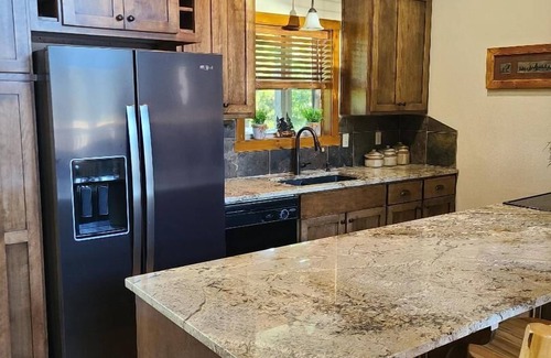 Indian Point Cabin | NEW INDOOR POOL 6BR 6BA Cabin Sleeps 22 By Silver Dollar City & Table Rock Lake