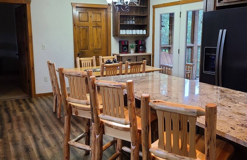 Indian Point Cabin | NEW INDOOR POOL 6BR 6BA Cabin Sleeps 22 By Silver Dollar City & Table Rock Lake