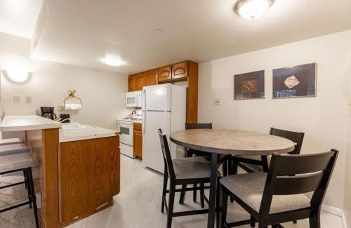 Vail Apartment | Nine Vail Road Easy Access to Gondola