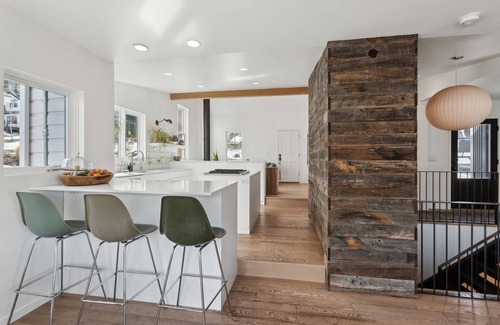 North Park City House | Norfolk Beach | Luxury Ski Rental | Private Hot Tub & Pool | Walk to Main