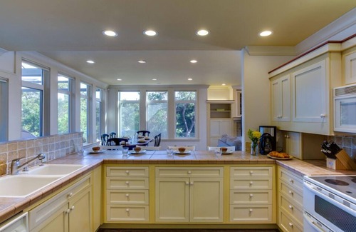 Sandpiper Village House | Ocean View Home! Hot tub! Dog Friendly! Minutes to the Beach!
