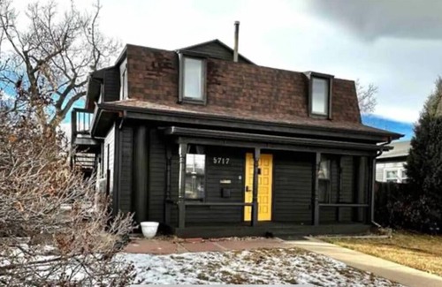 Arvada Apartment | Olde Town Loft-Like 2bed/1bathnn