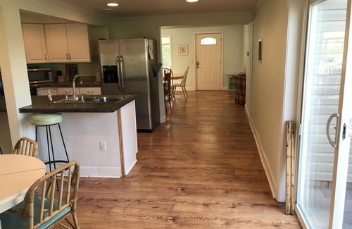 South Haven House | Only 2 blocks to beach, one block to kids corner, over half an acre!