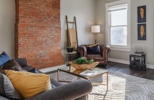 Over-the-Rhine Apartment | OTR Penthouse Walk Everywhere FREE Parking