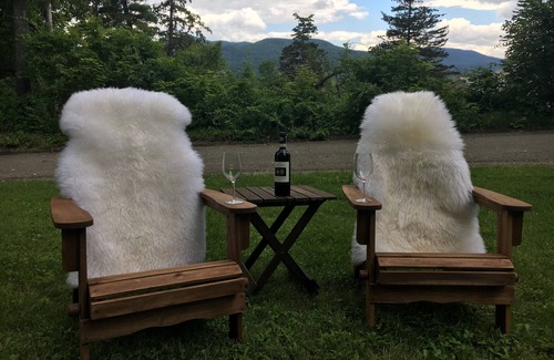 Keene House | Owl’s Landing Cottage is located high up in the foothills of the Sentential Mountain Range in scenic Keene NY, "Heart of the High Peaks."