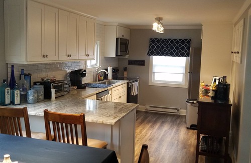 Wolcott House | Paradise in Port Bay