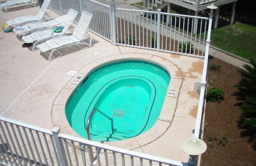 Gulf Shores Apartment | Paradise Isle Resort, a VRI resort