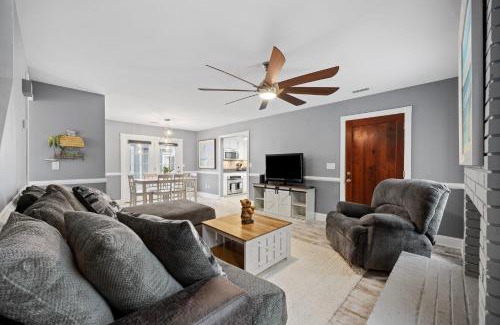 Windy Hill House | Pebbles Hideaway