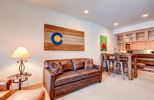 Historic District Condo | Perfect location, Heated garage parking!