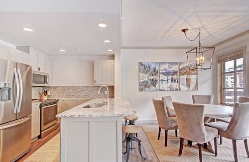 Copper Mountain Village Condo | Perfect Passage To Copper Mountain with available hot tub! PP327