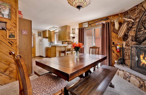 Summit Estates Cabin | Popkos Place Basecamp Ski Cottage at Big Bear