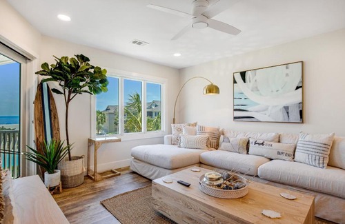 Isle of Palms Villa | Port O'Call D-303