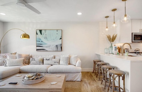Isle of Palms Villa | Port O'Call D-303
