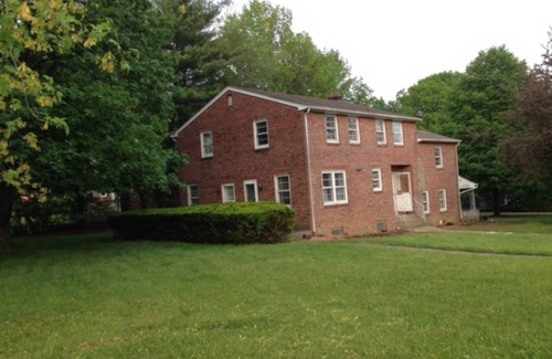 Northeast Philadelphia Resort | Private room ∙ 1 guest