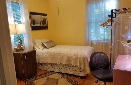 McLean Resort | Private room ∙ 3 guests