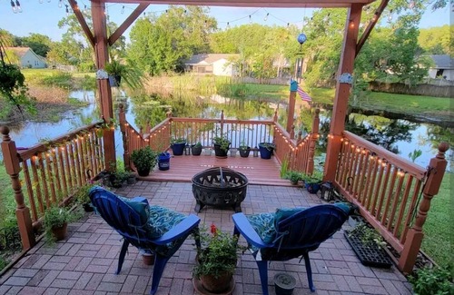 Cypress Cove Resort | Private room ∙ 3 guests
