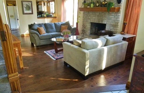 Mount Clemens Resort | Private room ∙ 1 guest