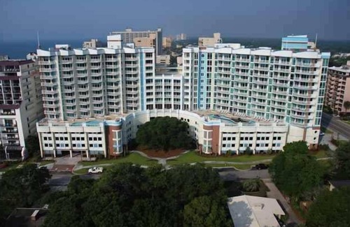 Myrtle Beach Condo | REDUCED .BEAUTIFUL & AFFORDABLE Great Ocean view. 2 MIN WALK TO BEACH