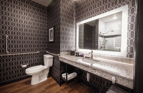 Parker Hotel | Relaxing Urban Escape with Cozy Beds, Calming Decor and Fitness Center
