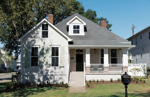 The Nations House | Restored Victorian l 8 Mins to Downtown! Sleeps 12