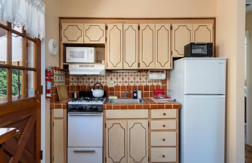 Historic Eastside Condo | Rio Vista Casita | Minutes from Downtown Santa Fe!
