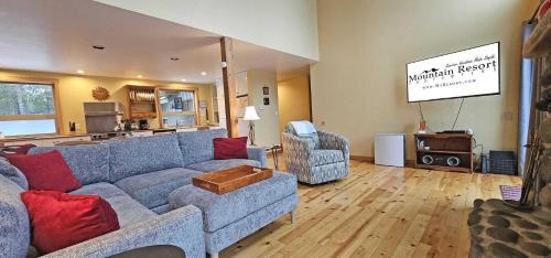 Sunriver House | Rogue 24