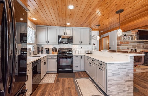 McHenry House | Rustic Lake Getaway Just Steps to Wisp & Fun