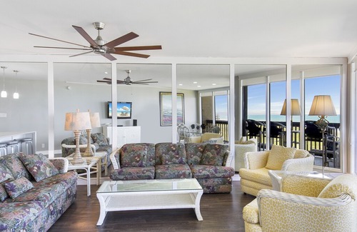 Port Aransas Condo | Sandpiper Condominiums 309, Panoramic Gulf Views w/ direct access to Mustang Island/Port A beaches