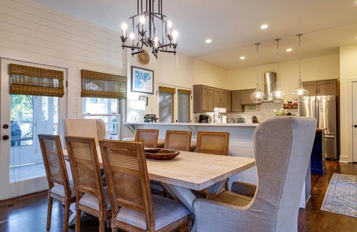 Isle of Palms House | Seaside Cottage 81 - Grand Pavilion Pool Pass!