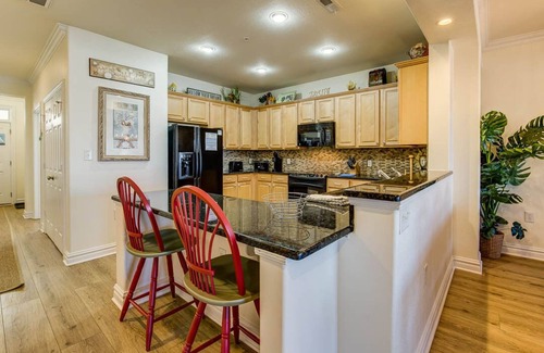 Sandbridge Condo | Seaside Delight | 350 ft from the beach | Community Pool