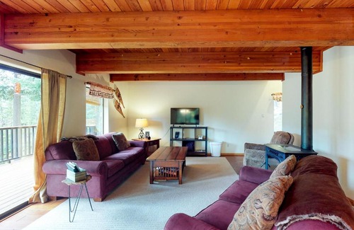 Leavenworth House | Serene Vista Point