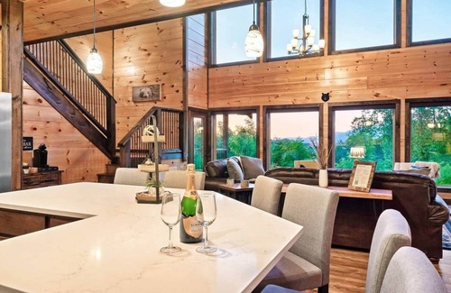 Chalet Village North House | Serenity Sunrise- Mtn VIEWS- Fire Pit- Gameroom