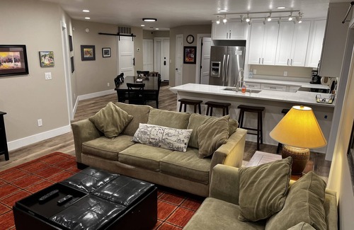 North Park City Condo | Silver Cliff, steps to Park City Resort, Main St, restaurants, Sundance venues