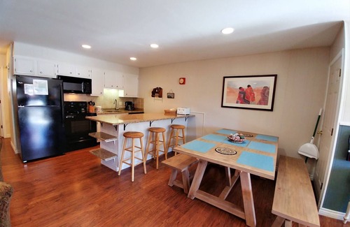 Red River Condo | Ski View 4 Columbine - In Town - On Main Street - WiFi - Cable - Outdoor Patios