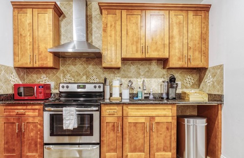 Midtown Village Apartment | Sosuite | 2BR Apt w Shared W/D, En-Suite Baths