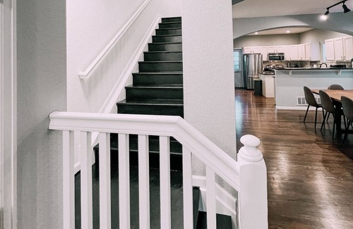 Berkley House | Spacious, Fun, Great for Large Groups 10 min from downtown!