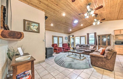Ruidoso House | Spacious Stucco Home with Multi-Level Patio!