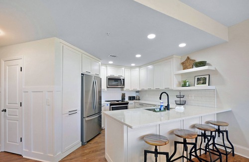 Saint Simons Island Condo | St. Simons Grand 307 - Panoramic Oceanfront Resort
