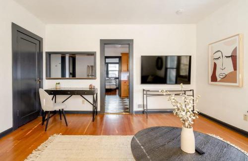Belmont House | Stay Portland - Perfectly Restored Craftsman - Eateries & Coffee
