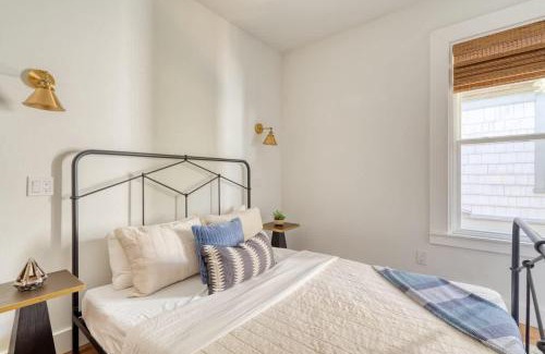 Uptown Apartment | Stay Portland - The Trésor Suite- Cold Brew & Craft Beers