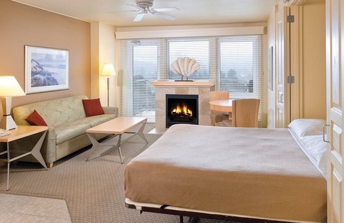 Seaside Gilbert District Resort | Stroll the famed Seaside Promenade!