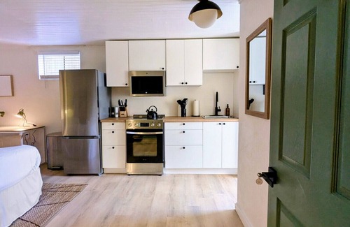 Pleasant View Apartment | Studio with Private Entrance + Bath |Backs to NREL