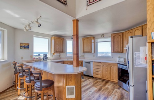 Sandpiper Village House | Stunning Ocean Views from this Bayshore Home Across the Street from Beach!