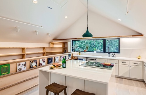 Old North Boulder House | Stylish Eco-Friendly Gem, 5-min to Pearl St & CU
